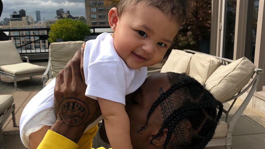 Bei Onlinekonzert: Stormi stiehlt Travis Scott die Show!