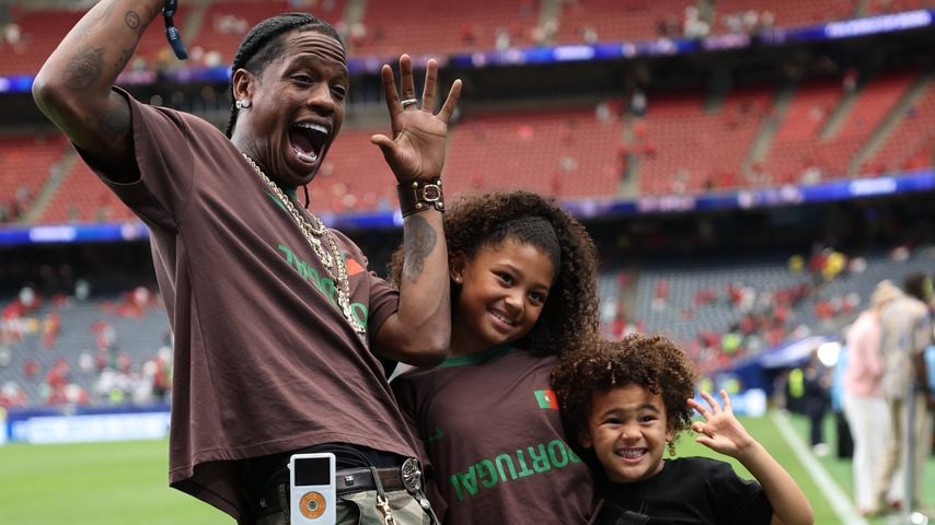 Kylie Jenners und Travis Scotts Kinder begeistern bei der WM
