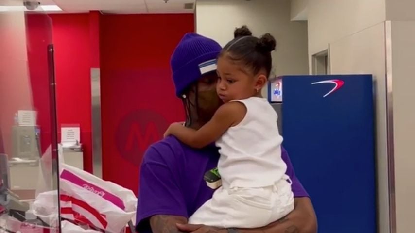 Travis Scott mit seiner Tochter Stormi Webster