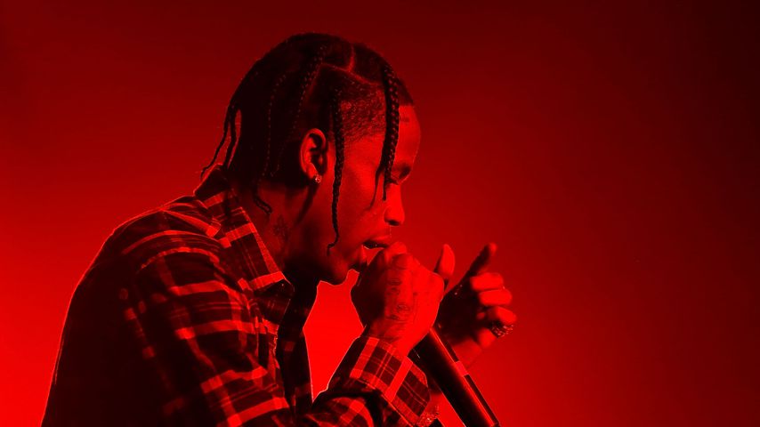 Rührend: Travis Scott gibt Fan Geld für Beerdigung der Mama
