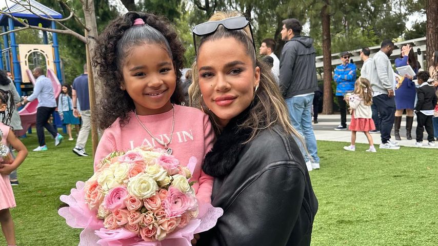 True Thompson und Khloé Kardashian im Juni 2023
