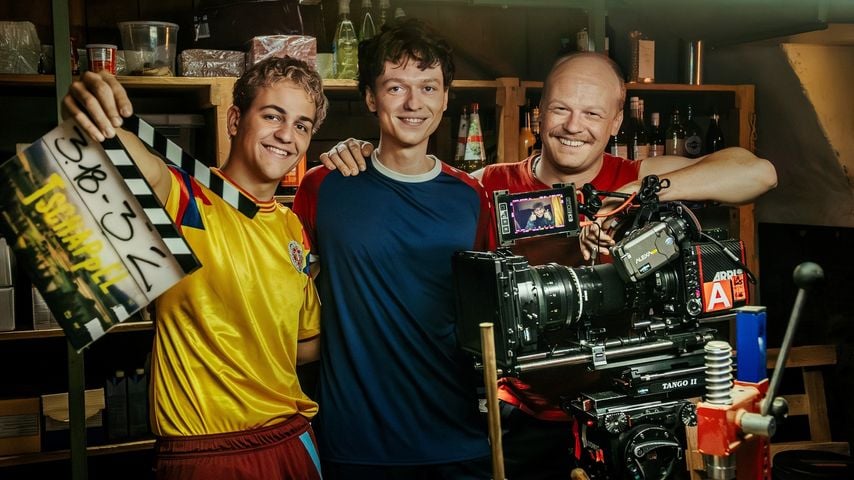 "Tschappel" (Staffel 2): Aydin (David Ali Rashed), Carlo (Jeremias Meyer) und BlaBla (Sebastian Doppelbauer)