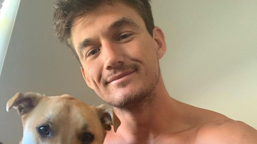 Tyler Cameron mit seinem Hund, März 2020