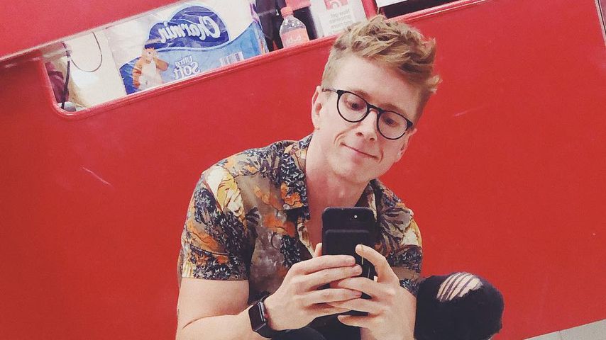 Wegen Ballons: YouTuber Tyler Oakley hat Ärger am Flughafen
