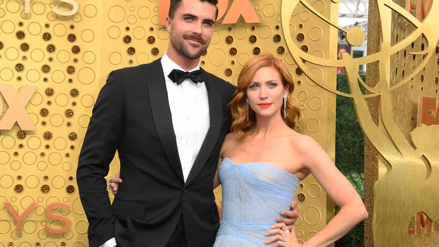 Tyler Stanaland und Brittany Snow bei den Emmy Awards 2019