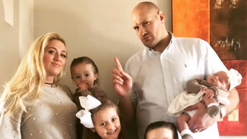 Tyson Fury mit seiner Frau Paris und seinen Kindern, November 2021