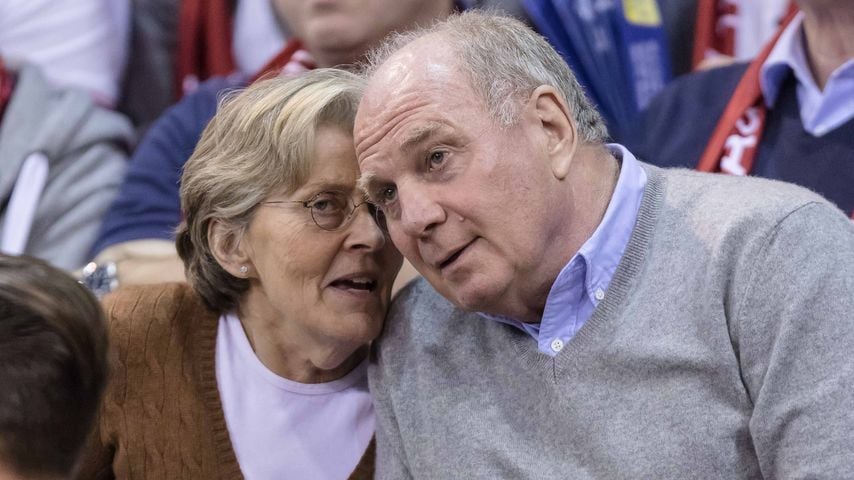 Uli Hoeneß mit Ehefrau Susi beim Spiel der FC Bayern Basketballer
