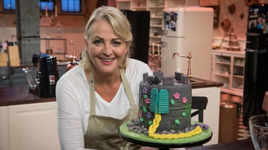 Ulla Kock am Brink bei "Das große Promibacken"