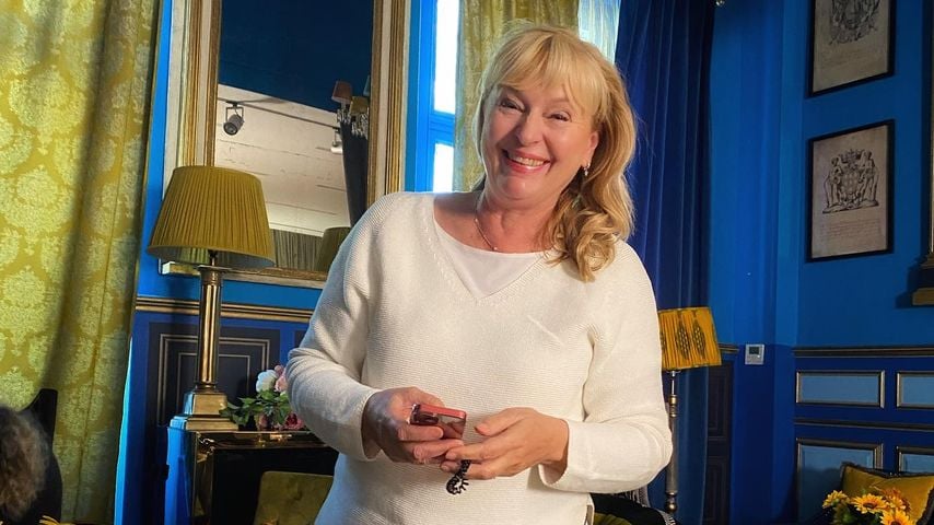Ulrike Grunewald am Set einer ZDFroyal-Doku in London