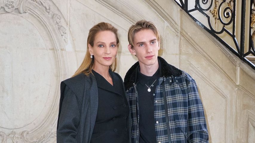 Selten: Uma Thurman zeigt sich auf Event mit ihrem Sohn