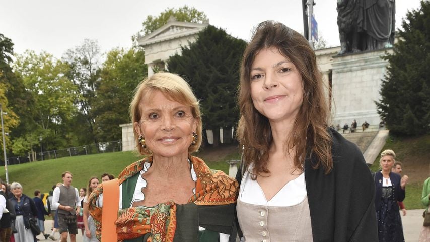 "Anderes Verhältnis": Uschi Glas schwärmt von Tochter Julia