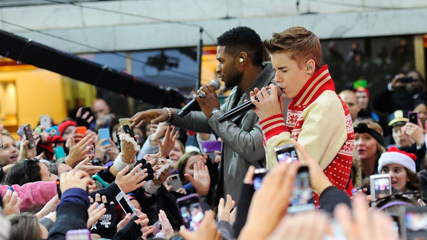 Usher und Justin Bieber bei Konzert