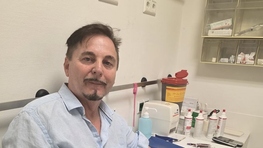 "Tüll und Tränen"-Star Uwe Herrmann meldet sich aus Klinik