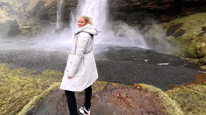 Urlaubsfoto: Besucht Valentina Pahde etwa Rúrik in Island?