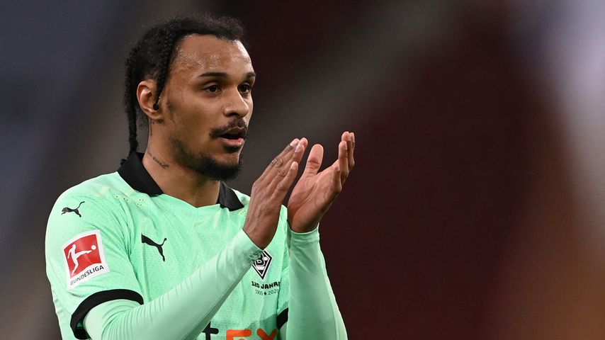 Valentino Lazaro, Fußballer