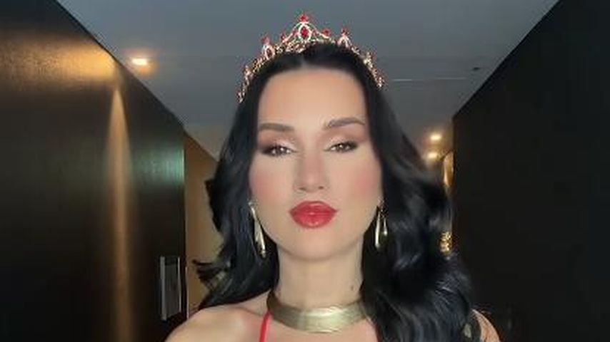 Vanessa Borck verzaubert an Karneval als sexy Prinzessin