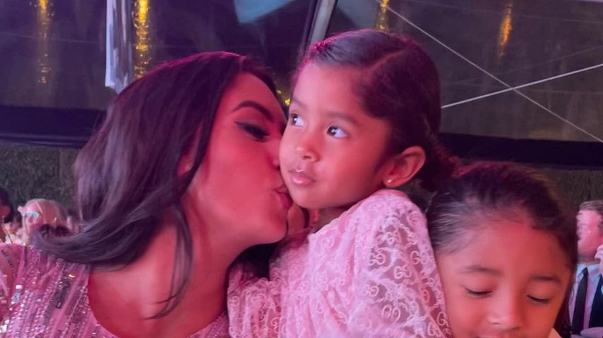 Vanessa Bryant mit ihren Kindern, November 2021