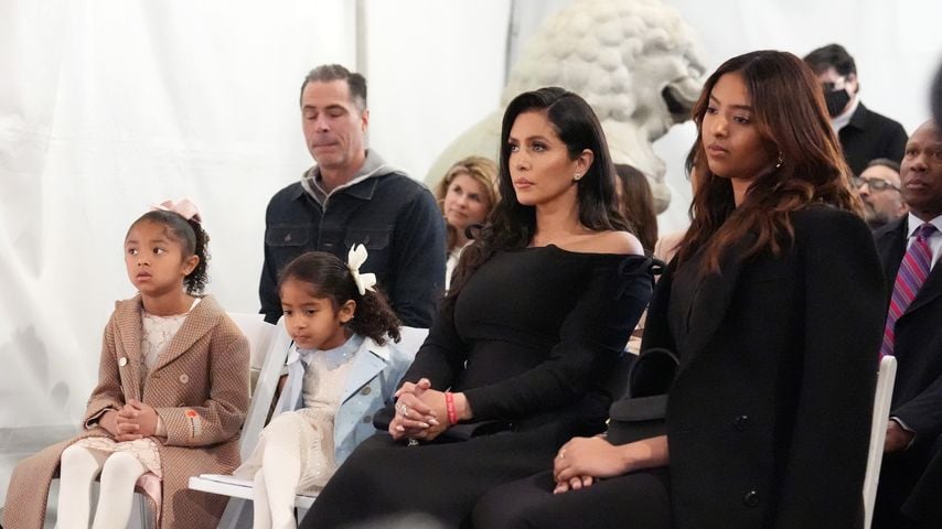 Vanessa Bryant mit ihren Töchtern Bianka, Capri und Natalia