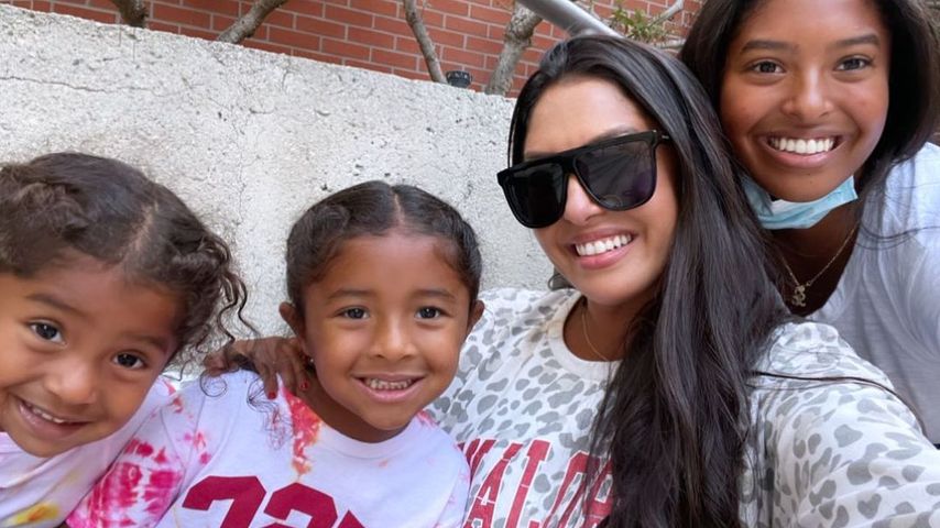 Vanessa Bryant und ihre Töchter Natalia, Capri und Bianka im August 2021
