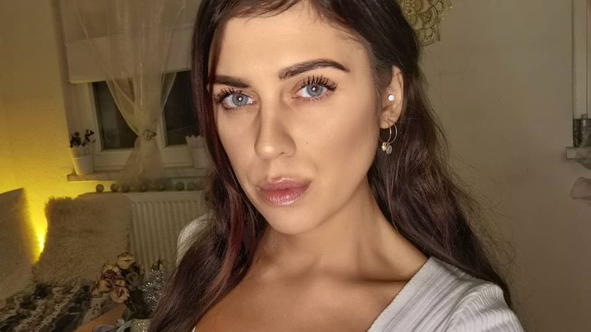 "Take Me Out"-Girl Vanessa