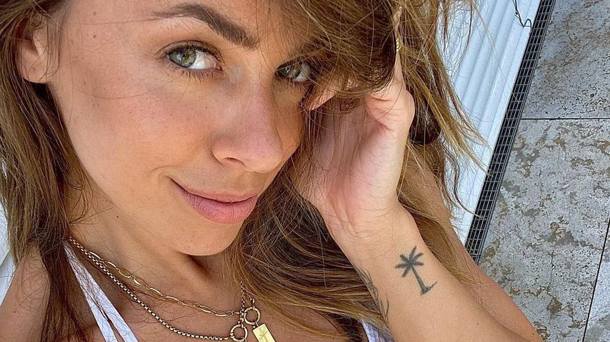 Am Meer: Sängerin Vanessa Mai flasht Fans mit heißen Pics!