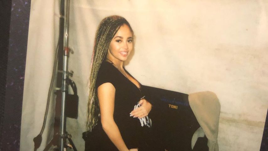 Vanessa Morgan, Schauspielerin