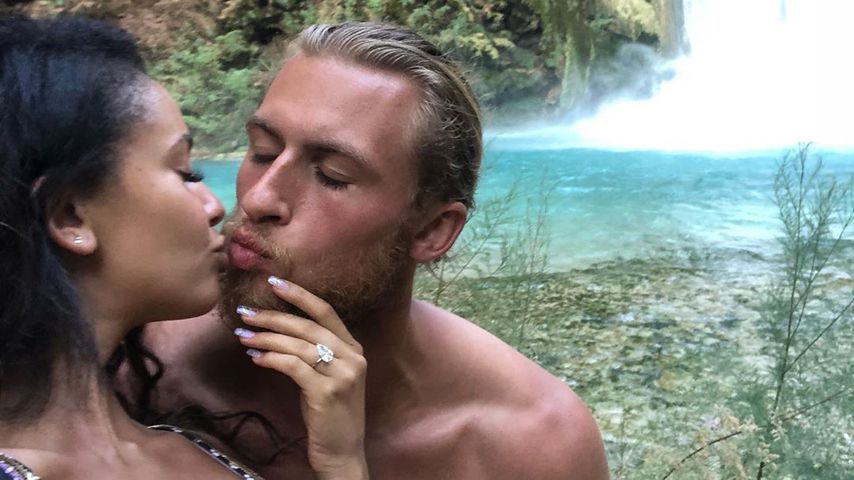 Vanessa Morgan und Michael Kopech bei ihrer Verlobung