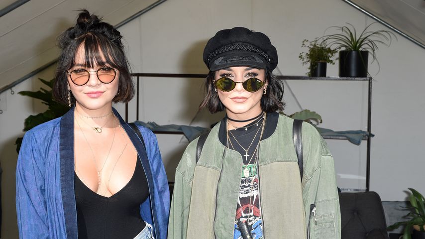 Stella und vanessa Hudgens, L.A., July 2017