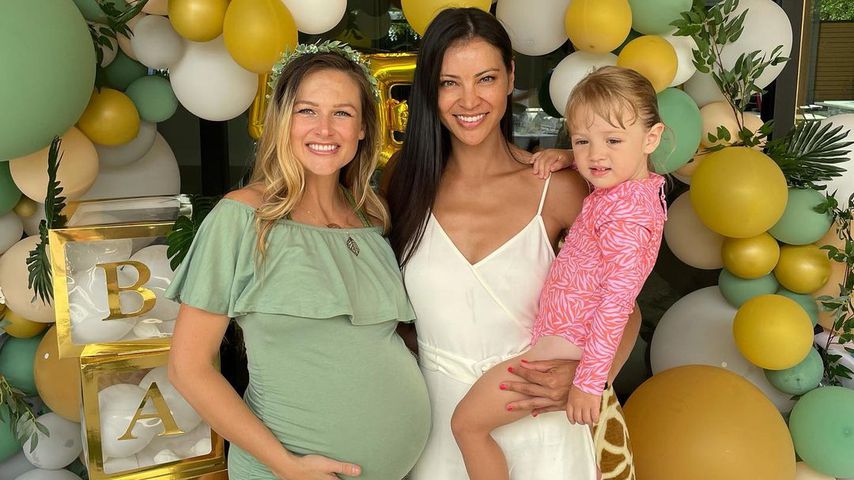 Varunie Vongsvirates mit ihrer Tochter Lyla bei der Babyparty ihrer Freundin Ashlee
