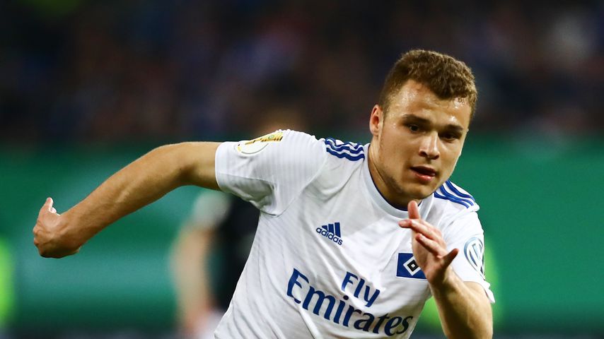 Nach Krebskampf: Ex-HSV-Kicker meldet sich zurück im Netz