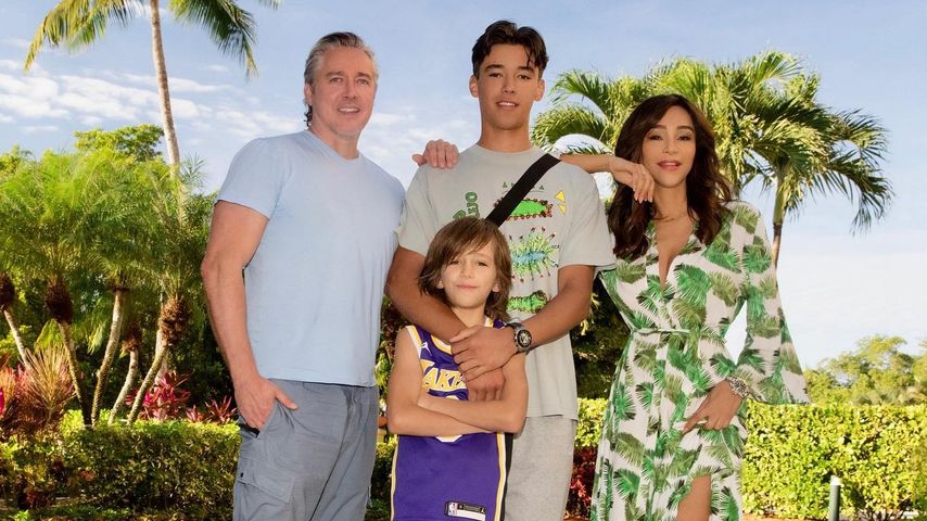 Verona Pooth mit ihrem Mann Franjo und ihren Kindern San Diego und Rocco, März 2022