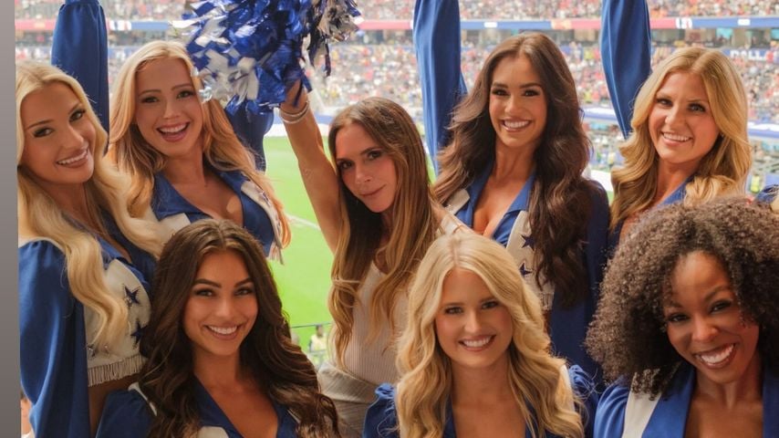 Victoria Beckham feiert Dallas Cowboys Cheerleader