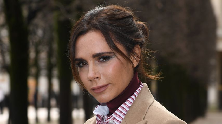 Das sagt Vic Beckham heute über ihre Spice-Girls-Kleider!