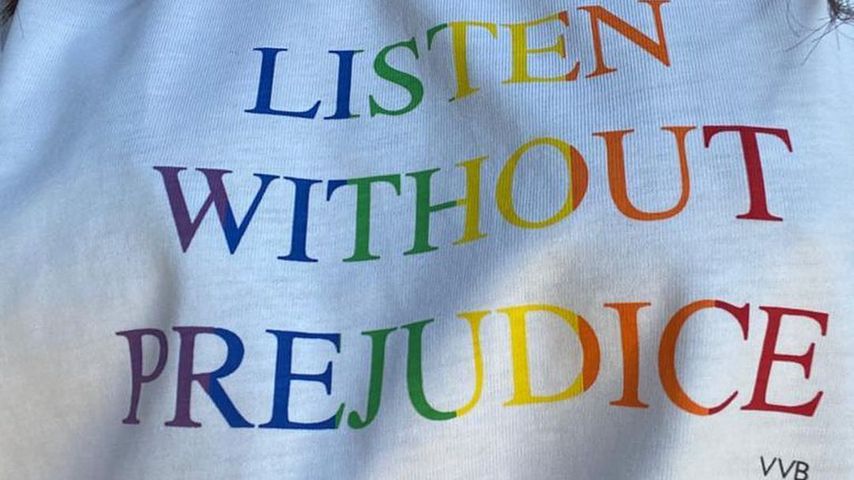 Victoria Beckhams Charity T-Shirt