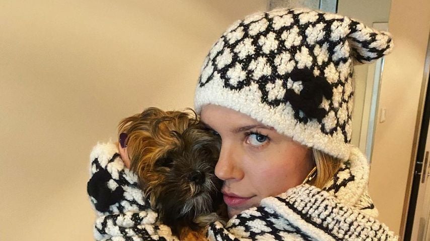 Victoria Swarovski und ihr Hund Winnie im Februar 2020