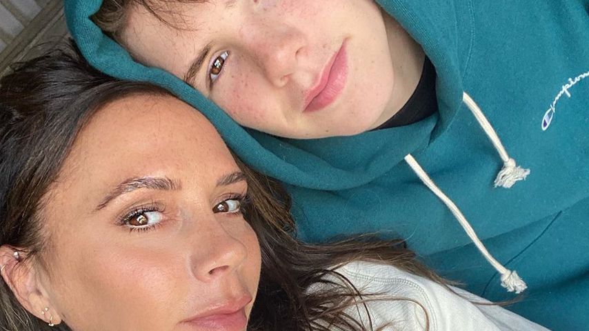Coole Mom: Victoria Beckham färbt Sohn Cruz die Haare pink!