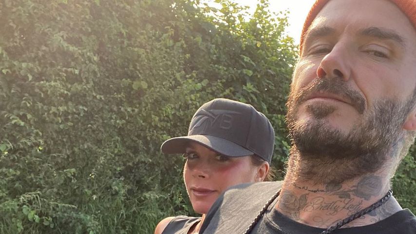 Süß! Victoria & David Beckham beim romantischen Spaziergang