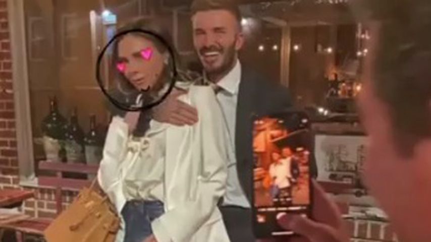 Süß: Victoria und David Beckham kuscheln bei Date-Night