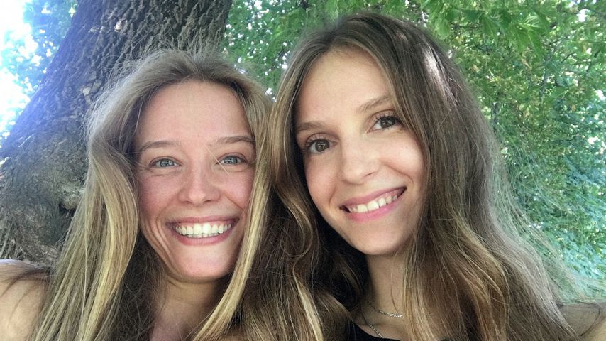 Die ehemaligen "Die Pfefferkörner"-Darstellerinnen Vijessna Ferkic und Aglaja Brix im August 2018