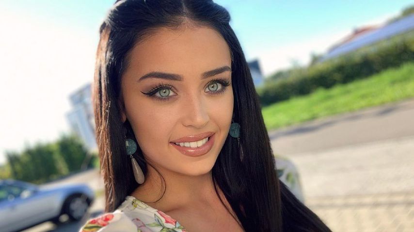 Viktoria, Model