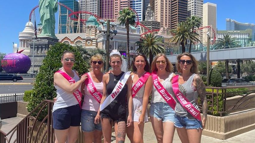 Vivien Michalla mit ihren Freundinnen in Las Vegas