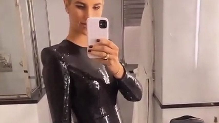 Nach Babynews: Hier zeigt Vogue Williams stolz ihren Bauch!