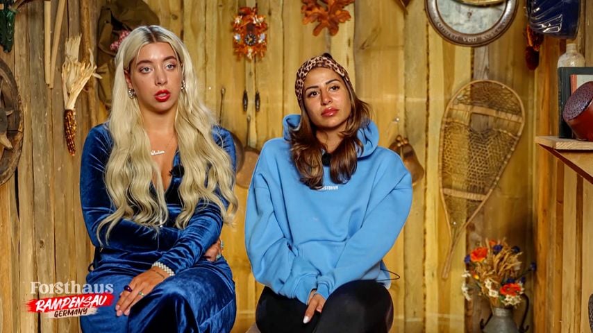 Walentina Doronina und Eva Benetatou im "Forsthaus Rampensau" 2025