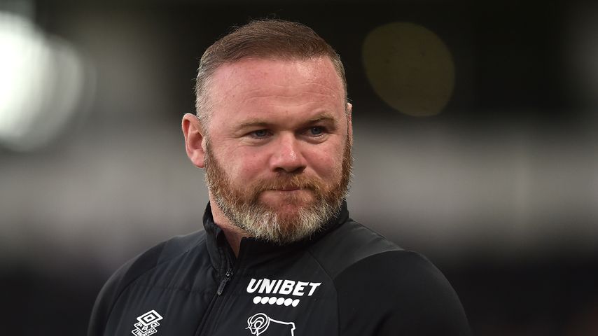 Wegen Gewichtszunahme: Wayne Rooney passt nur noch ein Anzug