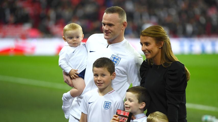 Wayne Rooney und seine Familie im Wembley-Stadion