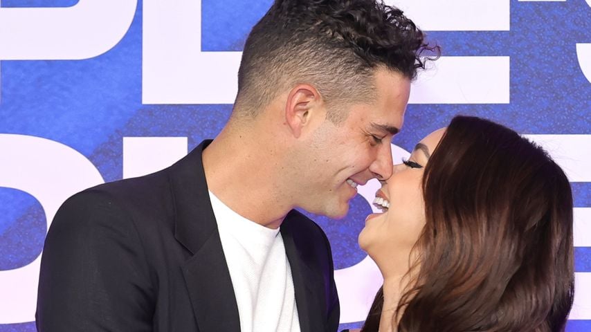 Wells Adams und Sarah Hyland bei den People's Choice Awards 2022