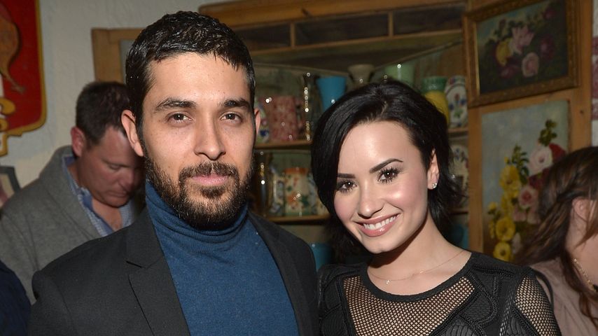 Wilmer Valderrama und Demi Lovato, 2015