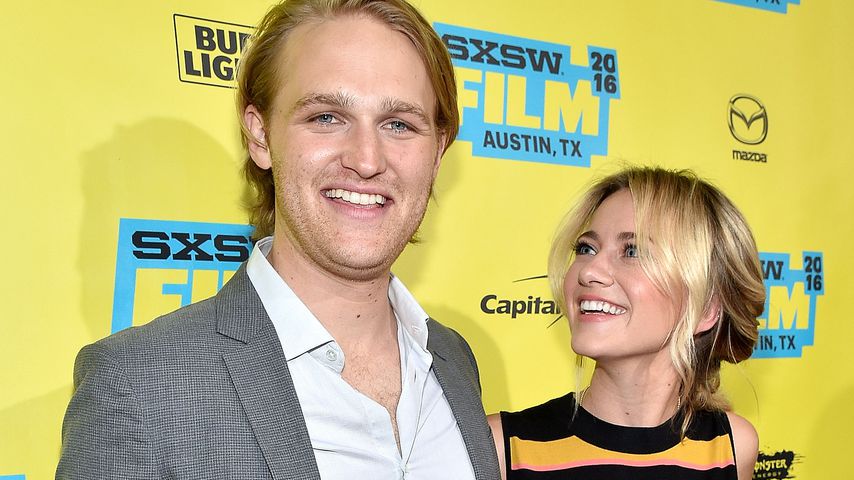 Riesenklunker: Wyatt Russell & Meredith Hagner sind verlobt