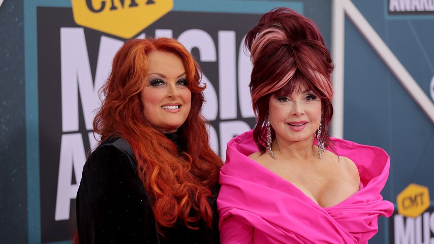 Wynonna mit ihrer Mutter Naomi Judd