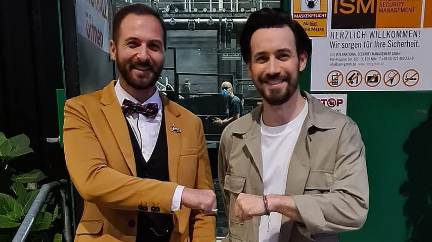 Yannick Simon und Moderator Jan Köppen bei "Take Me Out", 2021